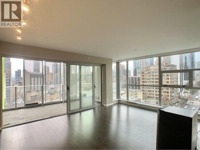 Photo - 999 Seymour St Unit 1607