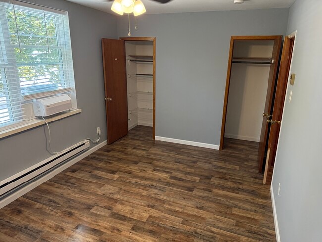 2713 S Alder St Unit 2nd Floor