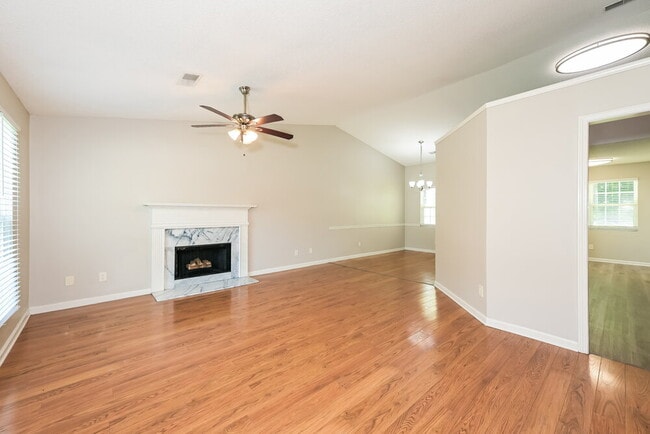 Photo - 1867 Fort River Way