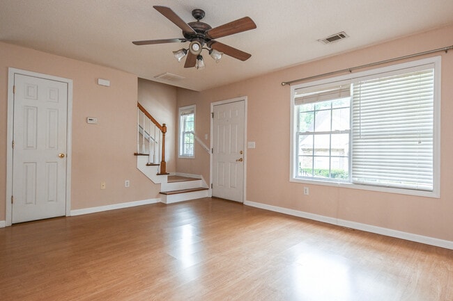 Photo - 1325 Cedar Shoals Dr