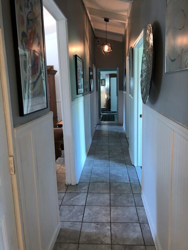 Photo - 303 Old Town Rd