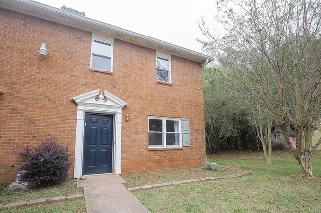 Building Photo - 304 Lexington Dr