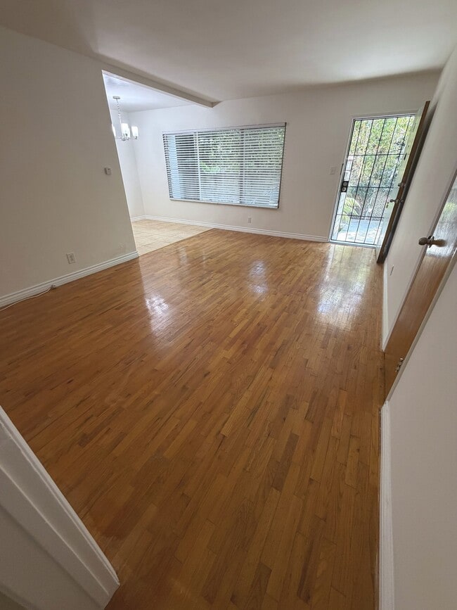 Photo - 1117 10th St Unidad 4