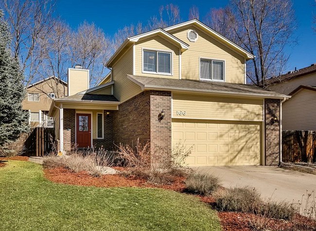 Stunning 3Bed 3Bath W/ Moutain views and u... - Stunning 3Bed 3Bath W/ Moutain views and u... House