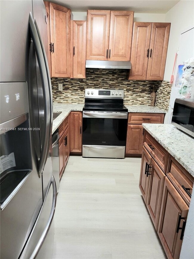 Photo - 6705 NW 169th St Unidad C206