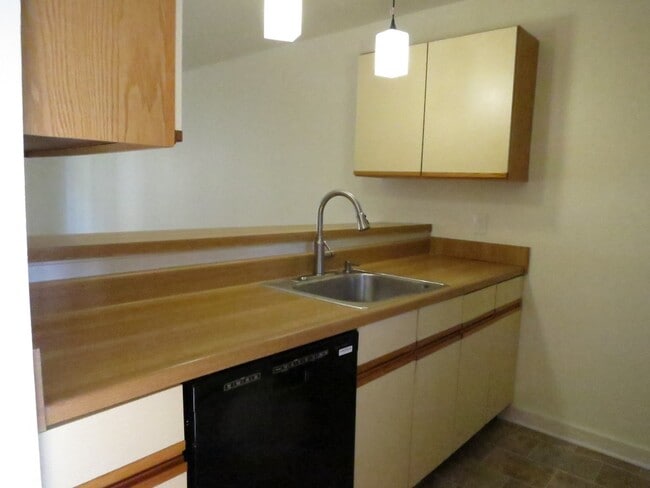 Photo - 1002 Linden Ave