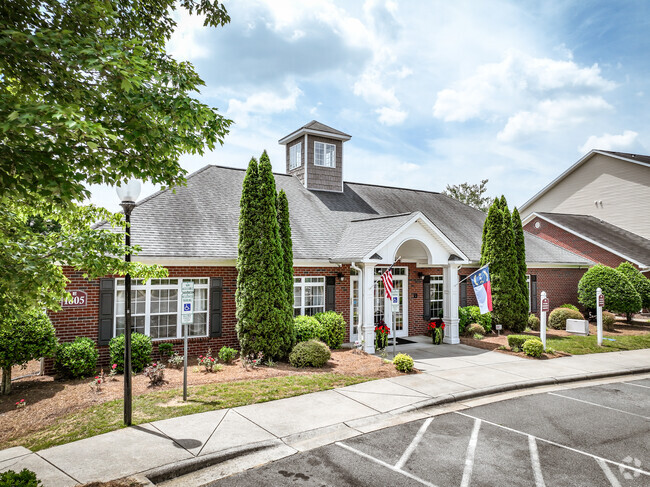 Building Photo - Legacy Park Apartments