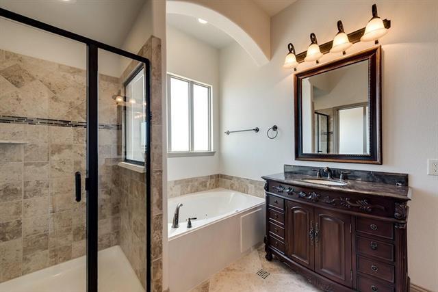 Photo - 1328 River Oak Ln
