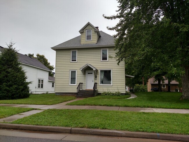 Photo - 521 Cochrane St Apartments Unit 1