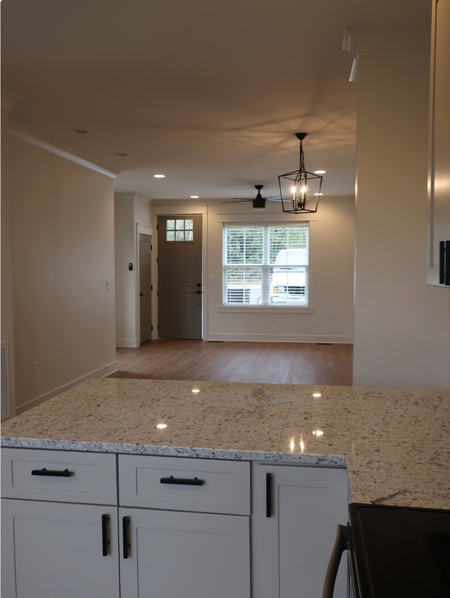Photo - 2745 Jersey Ave
