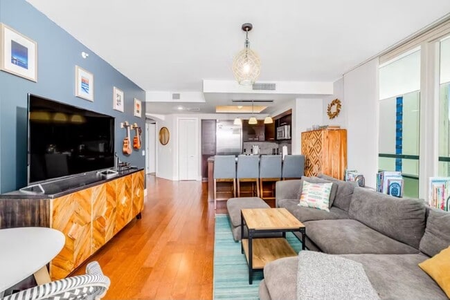 Photo - 1837 Kalakaua Ave