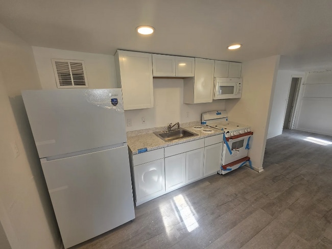 Photo - 22727 Rein Ave Unit 22727 Rein Avenue