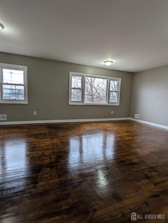 Building Photo - 456 Clarkson Ave Rental