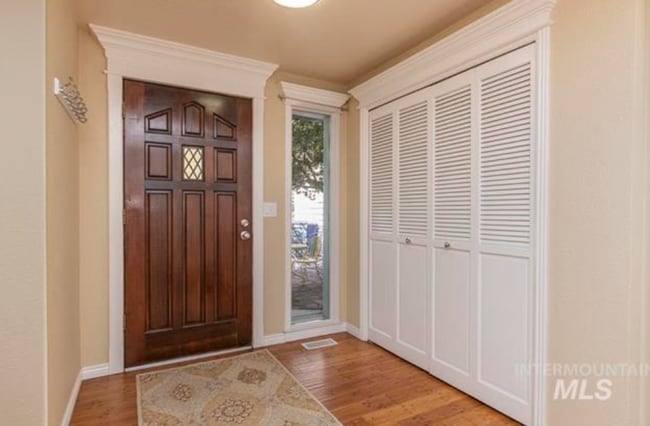 Photo - Gorgeous Updated Home in the Heart of Eagl...