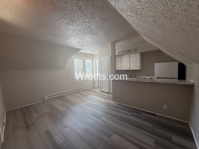 Photo - 1624 W 6th Ave Unit Apt 3