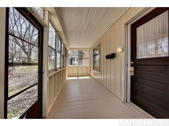 Photo - 1043 13th Avenue Southeast