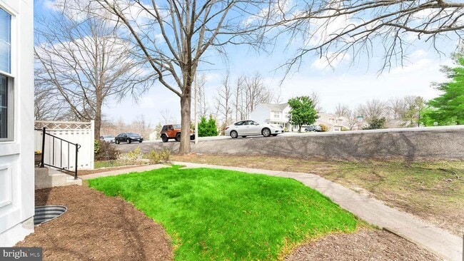 Building Photo - 12168 Springwoods Dr
