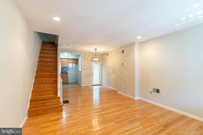 Photo - 2822 S Smedley St