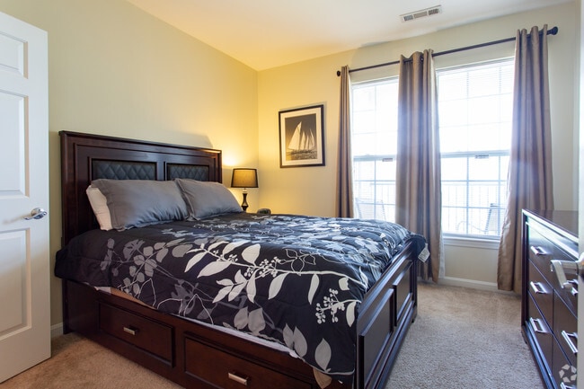 2BR, 2BA - 1098