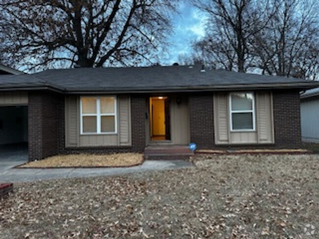 Building Photo - Great Location and Remodeled Home!