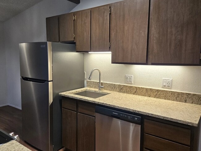 Photo - 17617 Linden Ave N Unit 17617