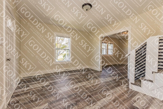 Photo - 1823 Grand Ave