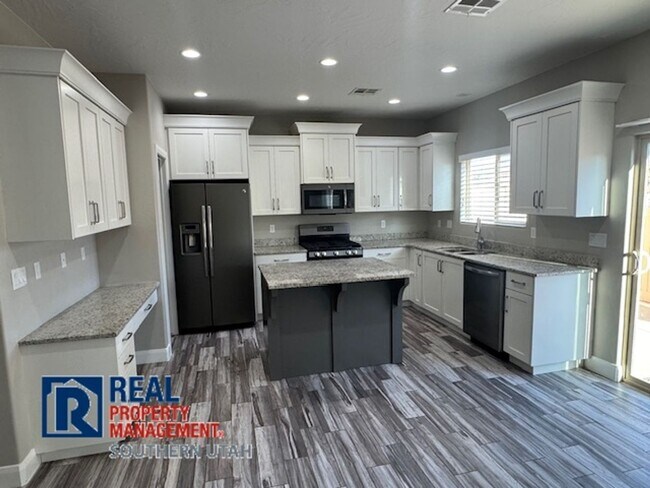 Photo - Blackhawk Townhome in Santa Clara