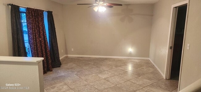 Photo - 2014 Manor Dr NE