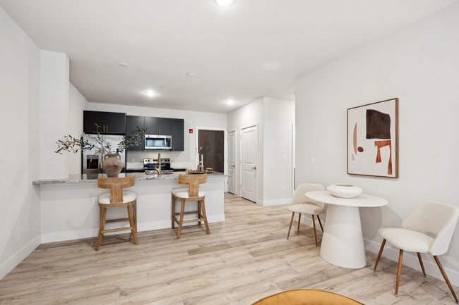 Photo - 227 North Walnut