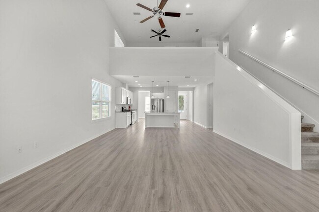 Photo - 303 Key Lime Pl