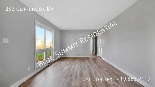 Photo - 282 Cliffbrook Dr