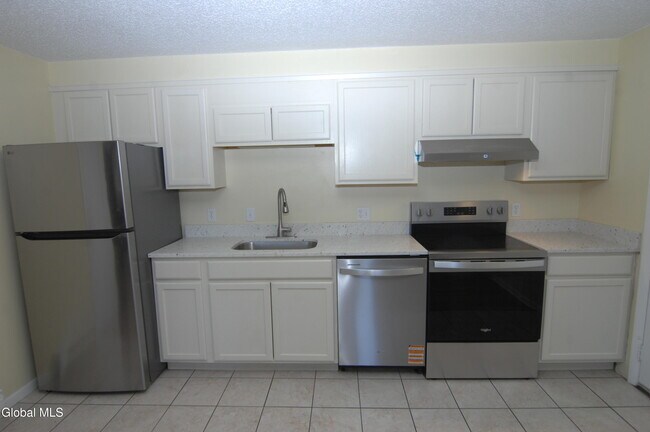128 Milton Ave Unit 7