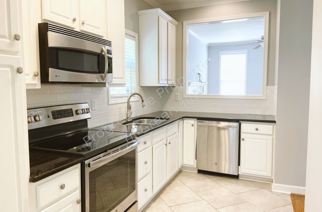 Photo - 203 Ridgecrest Dr