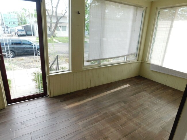Photo - 930 Ouray Ave