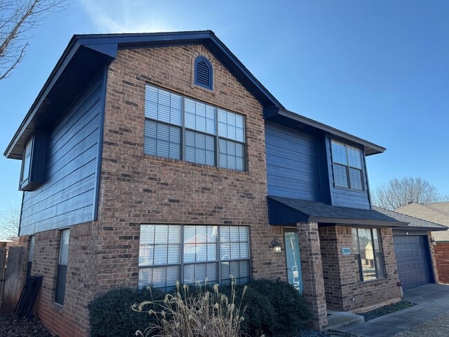 Building Photo - 2924 Canyon Oaks Ct