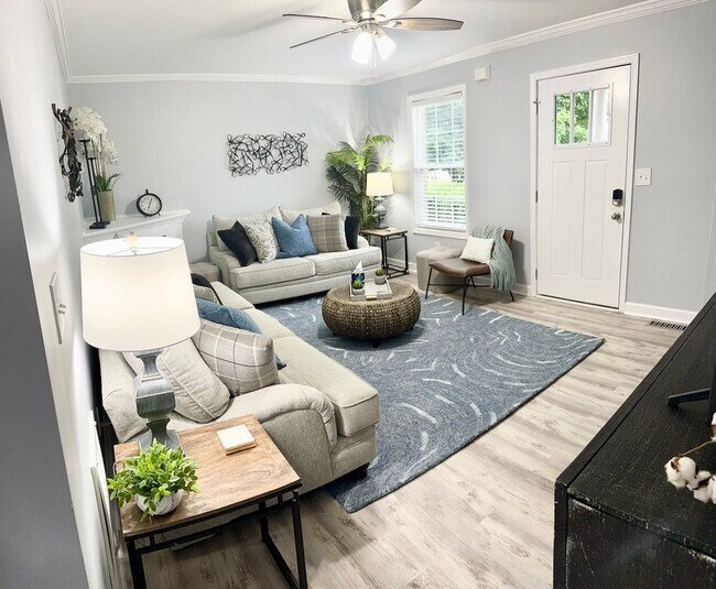 Photo - 979 Red Mile Rd