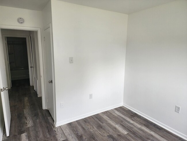 Photo - 39 Simonds Dr