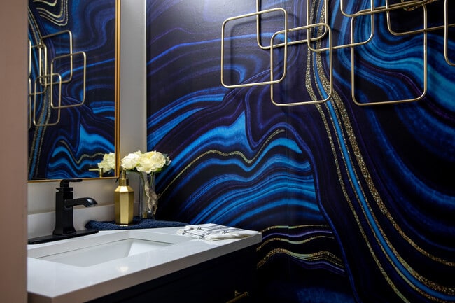 Photo - 1405 Kinross Ct