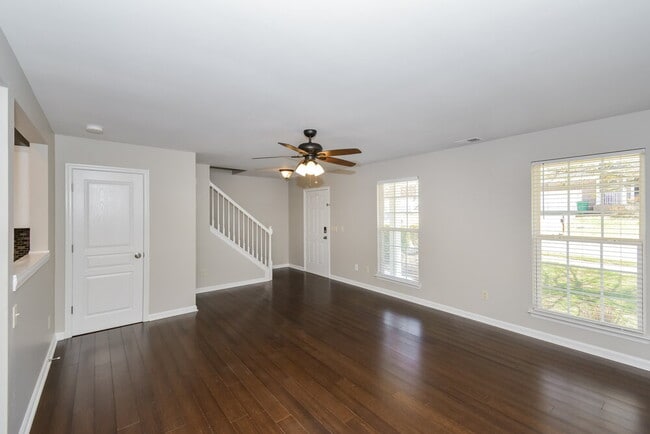 Photo - 7879 Rainey Dr