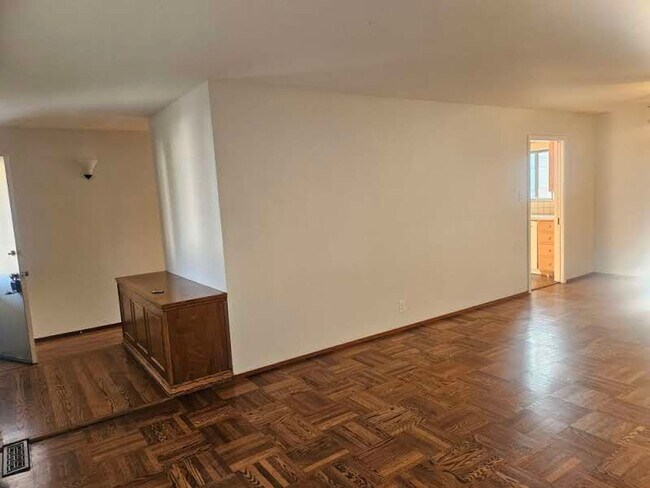 Photo - Millbrae Meadows 4 bed 3 bath available now