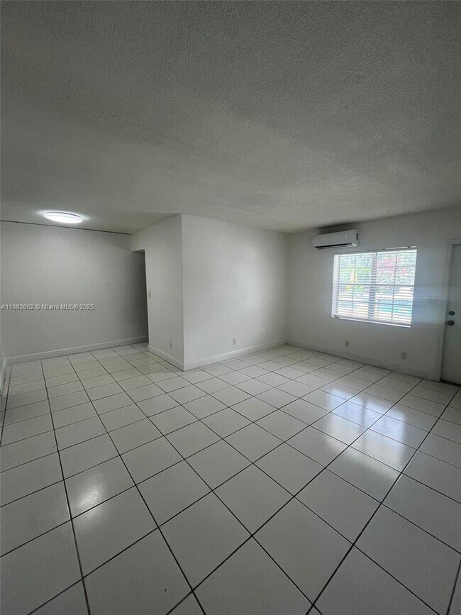 Photo - 626 SW 14th Ave Unidad 213