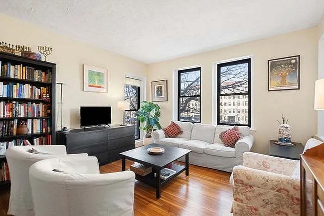 Building Photo - 1400 Commonwealth Ave Unit 6