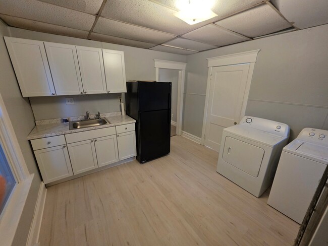 Building Photo - 123 Tritle Ave
