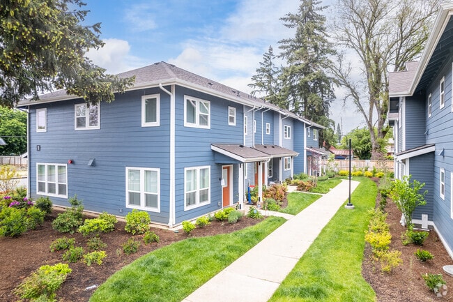 Exterior - Hayden Bridge