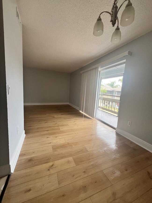 Building Photo - 4795 S Texas Ave Rental