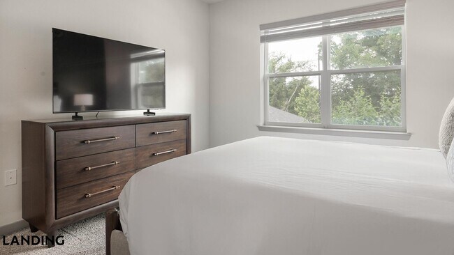 110 Zora Pl Unit 3-206