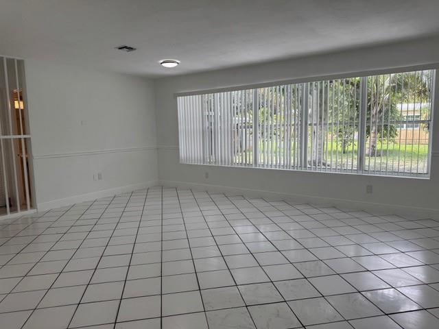 Photo - 6884 NW 14th St