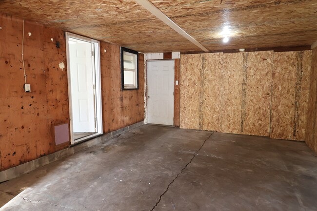 Photo - 206 N 7th St