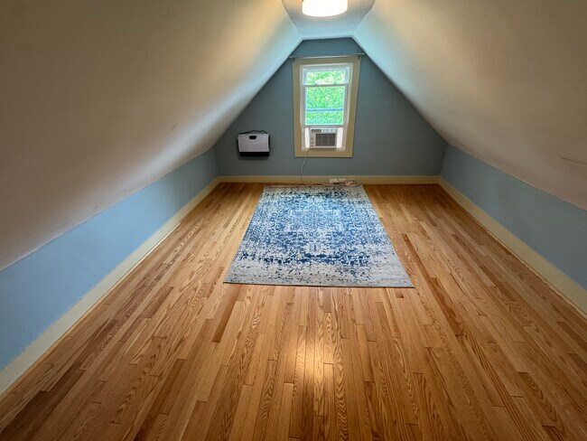 Photo - 3 Danforth Pl Unidad 2