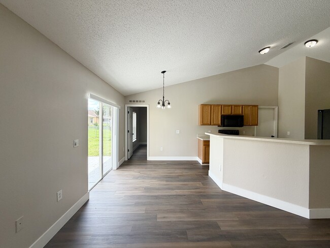 47 Sawfish Ct